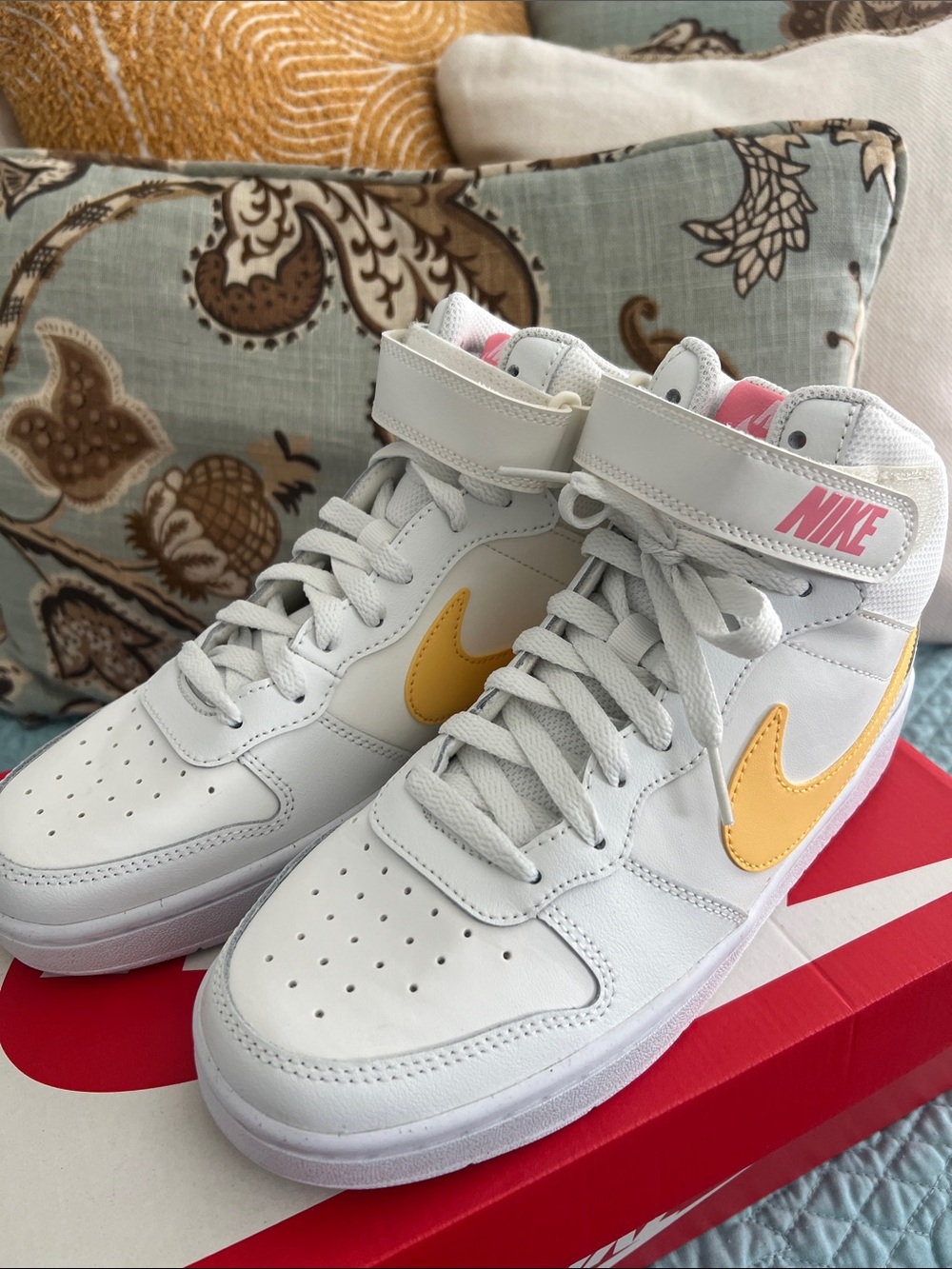 NEW Nike White High-Top Sneakers with Yellow Swoosh and Pink Accents size 7Y